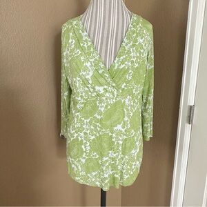 Old Navy Maternity Top Green Floral Mesh Stretch Size L